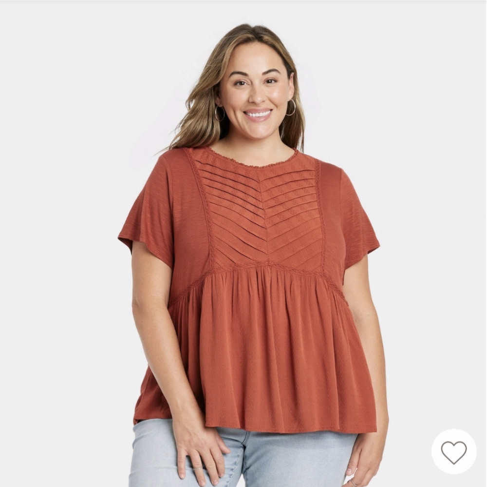 EUC Knox Rose Short Sleeve Pintuck T-Shirt